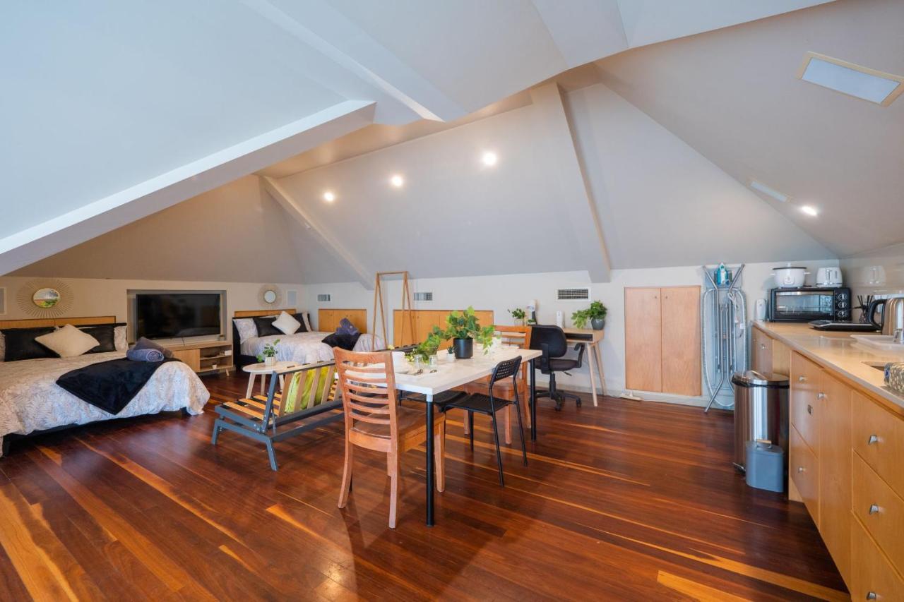 Quiet Private Studio In Strathfield With Kitchenette And Private Bathroom 3Min To Station Sleeps 6 Sydney Exteriér fotografie